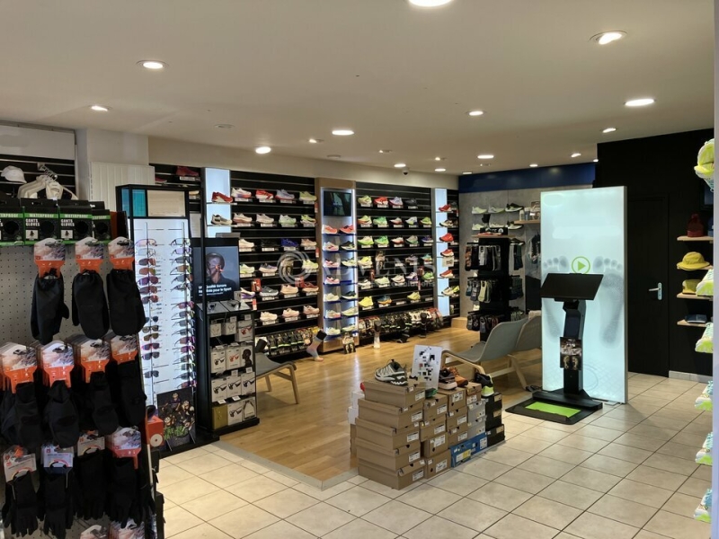 Vente Investisseur Commerces BOURGES (18000) - Photo 2