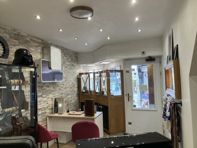 Vente Investisseur Commerces BOURGES (18000) - Photo 3
