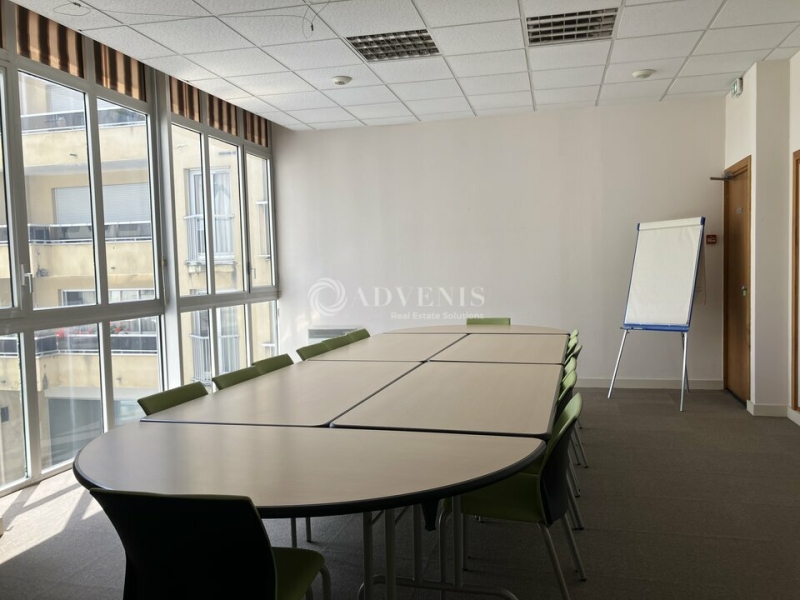 Vente Investisseur Bureaux BOURGES (18000) - Photo 3