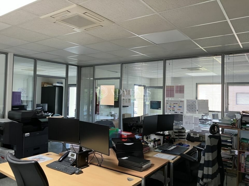 Location Bureaux BOURGES (18000) - Photo 1