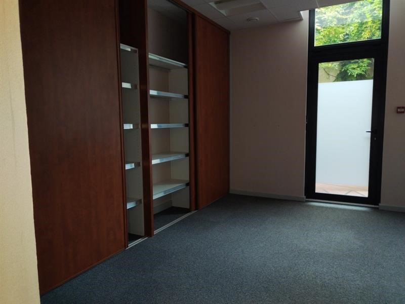 Location Bureaux ROCHEFORT (17300) - Photo 6