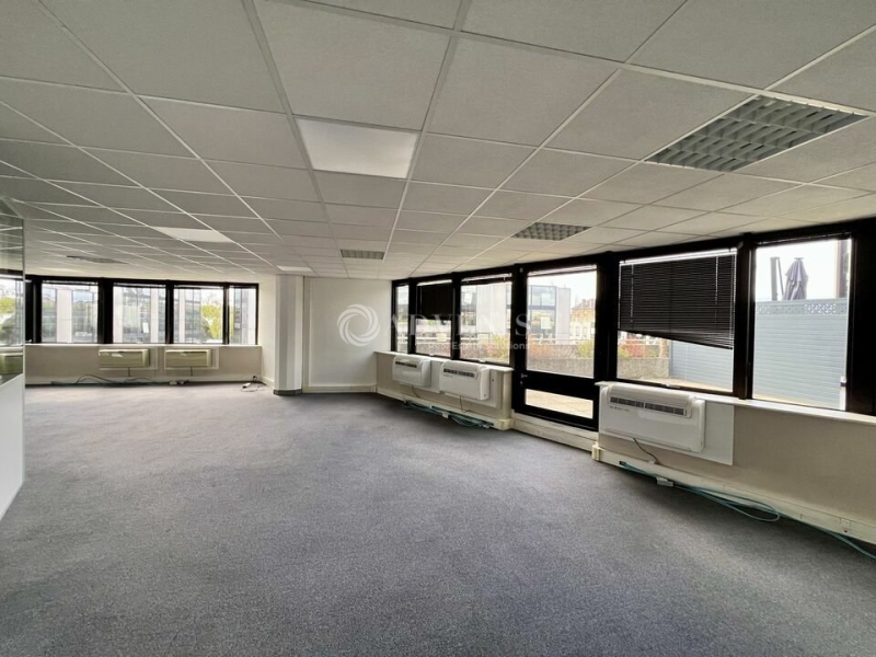 Location Bureaux ARGENTEUIL (95100) - Photo 10