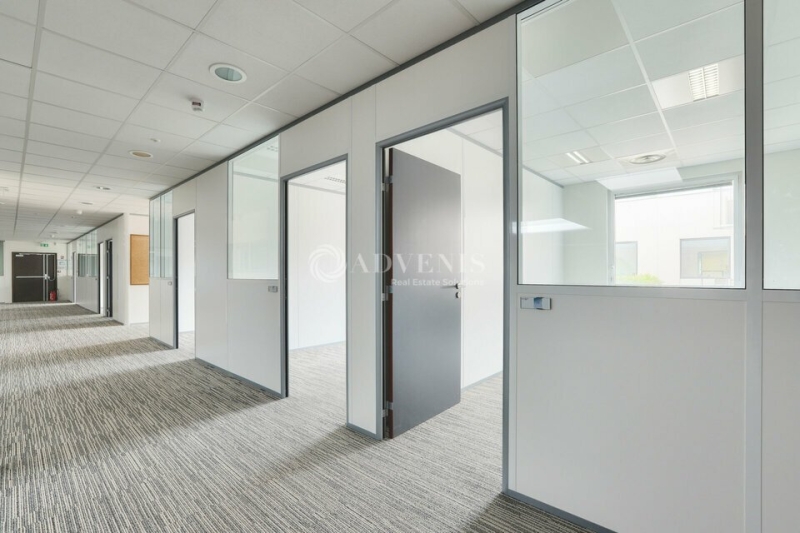 Location Bureaux CERGY (95800) - Photo 5