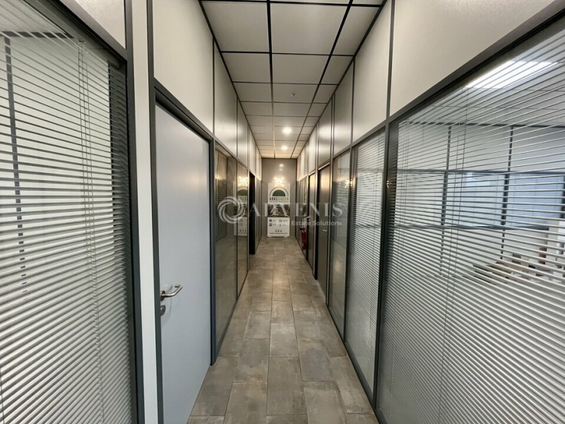 Location Activités Entrepôts CORMEILLES EN PARISIS (95240) - Photo 10