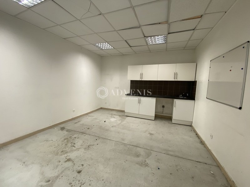 Location Activités Entrepôts ERAGNY (95610) - Photo 7