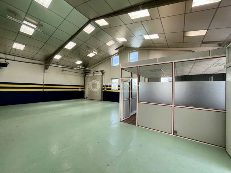Location Activités Entrepôts SAINT OUEN L'AUMONE (95310) - Photo 11