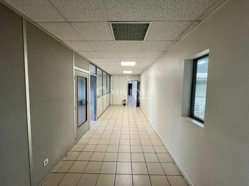Location Activités Entrepôts ARGENTEUIL (95100) - Photo 8