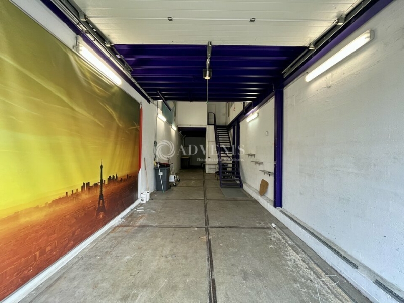 Vente Investisseur Activités Entrepôts SARTROUVILLE (78500) - Photo 2