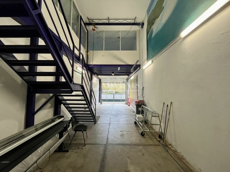 Vente Investisseur Activités Entrepôts SARTROUVILLE (78500) - Photo 3