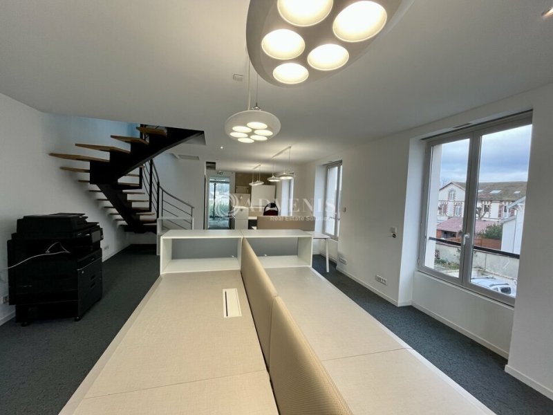 Vente Investisseur Bureaux L'ISLE ADAM (95290) - Photo 9