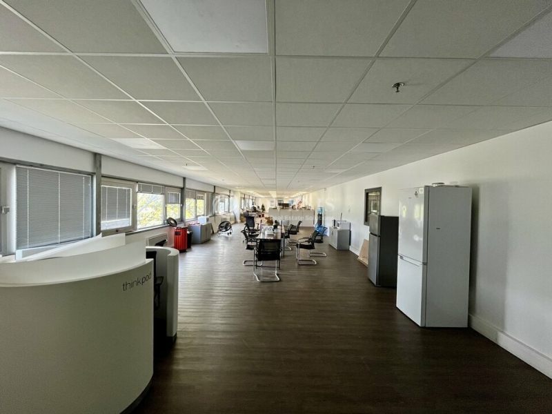 Location Entrepôts SAINT OUEN L'AUMONE (95310) - Photo 8