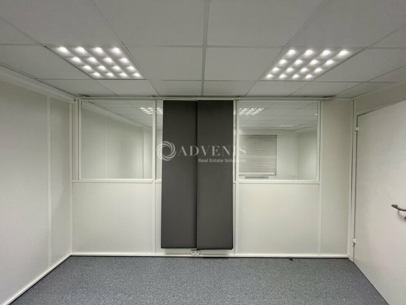 Location Bureaux CERGY (95800) - Photo 6