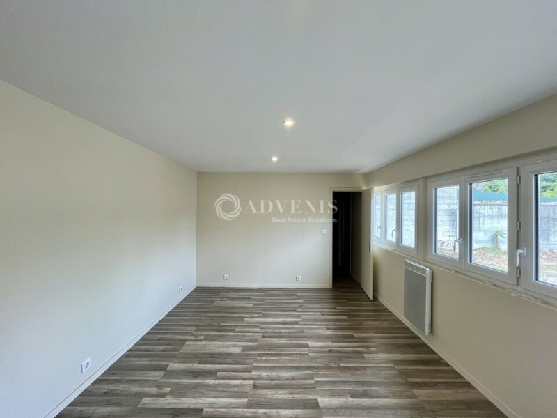 Location Activités Entrepôts ERAGNY (95610) - Photo 12