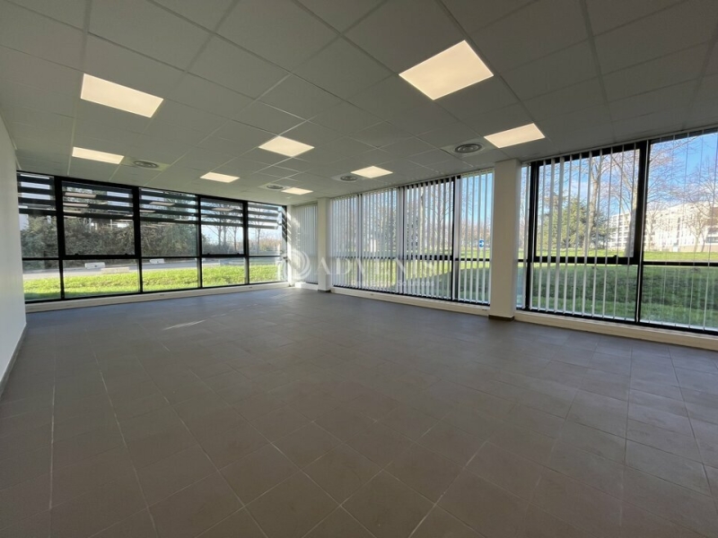 Location Activités Entrepôts GRIGNY (91350) - Photo 10