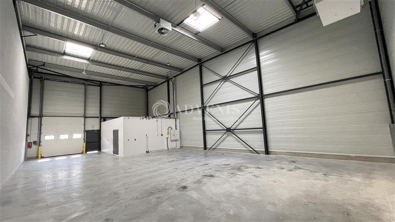 Location Activités Entrepôts SAVIGNY LE TEMPLE (77176) - Photo 2