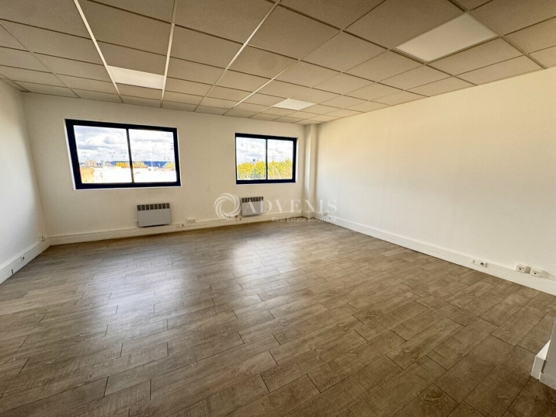 Location Bureaux LISSES (91090) - Photo 1