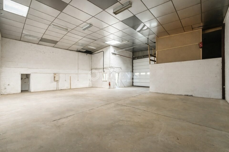 Location Activités Entrepôts SAINT MICHEL SUR ORGE (91240) - Photo 2