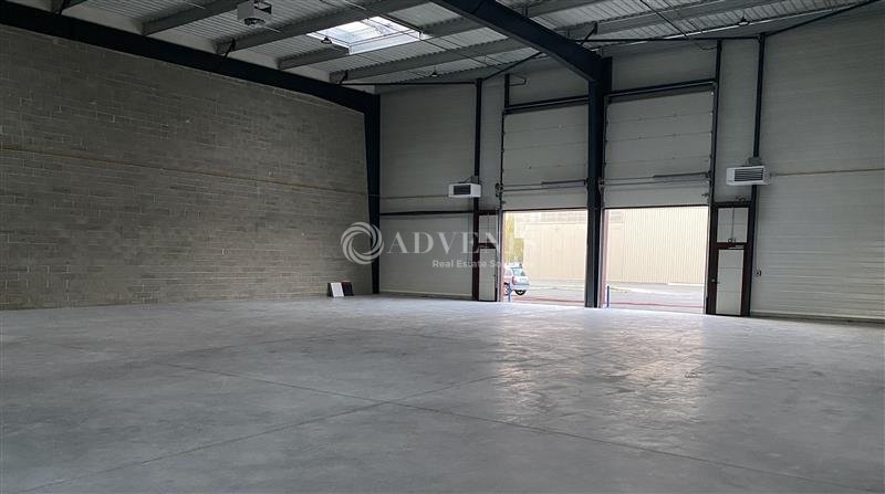 Location Activités Entrepôts SAINT PIERRE DU PERRAY (91280) - Photo 4