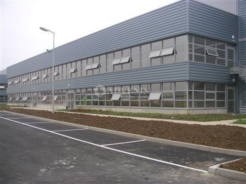 Location Activités Entrepôts COMBS LA VILLE (77380) - Photo 1