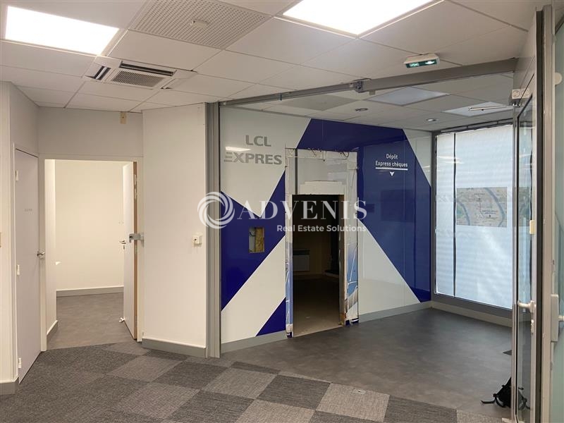 Location Commerces CALUIRE ET CUIRE (69300) - Photo 4
