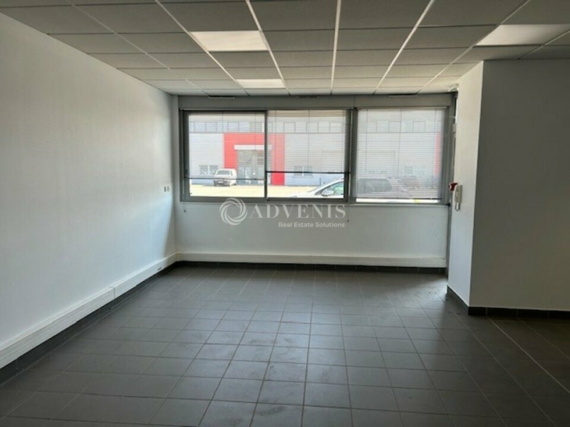 Location Activités Entrepôts DAGNEUX (01120) - Photo 6