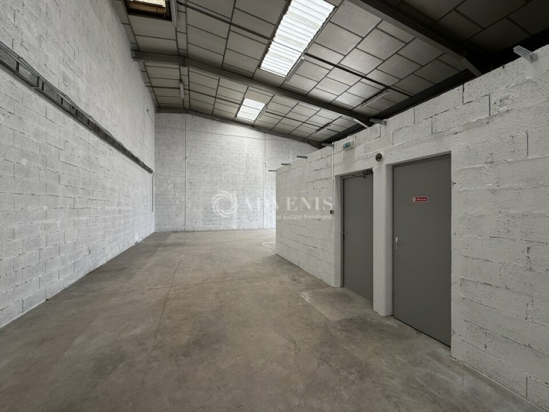 Location Activités Entrepôts CHASSIEU (69680) - Photo 3