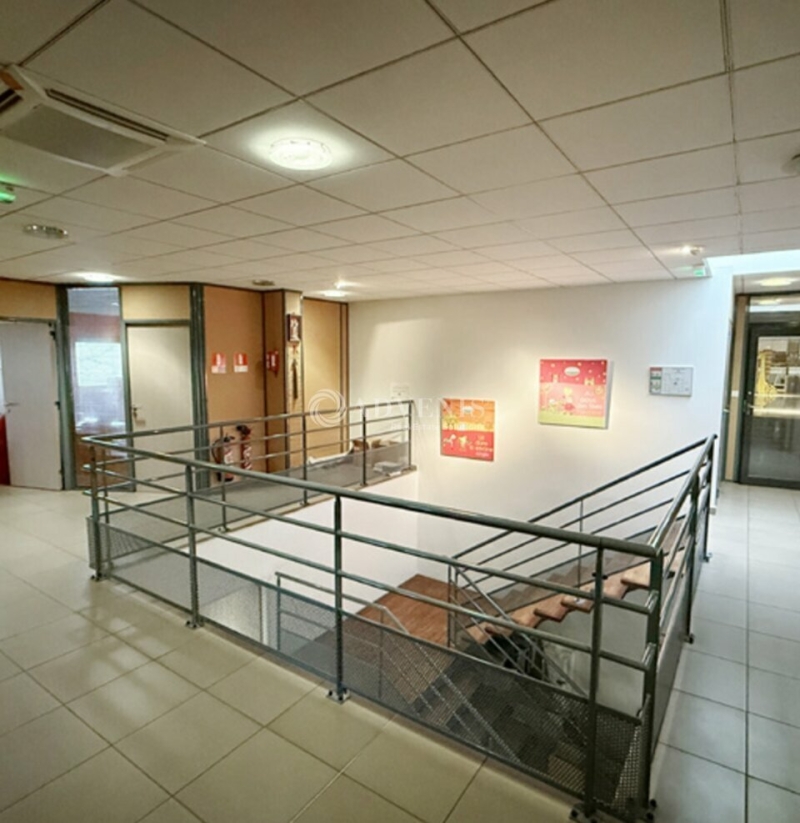 Location Activités Entrepôts FLEURIEUX SUR L'ARBRESLE (69210) - Photo 5