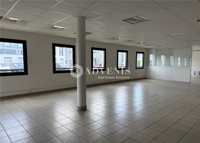 Location Entrepôts CHAPONNAY (69970) - Photo 10