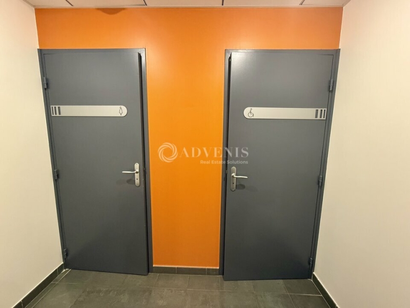 Location Bureaux SAINT PRIEST (69800) - Photo 12