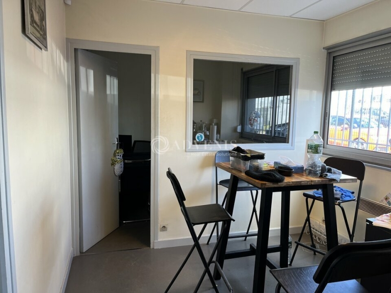 Location Activités Entrepôts CHASSIEU (69680) - Photo 8