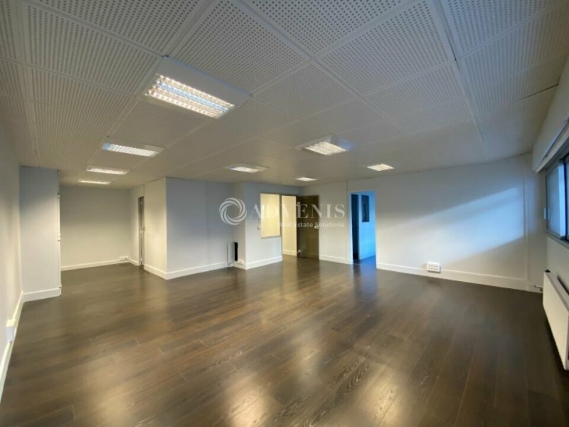 Location Bureaux PARIS (75015) - Photo 9