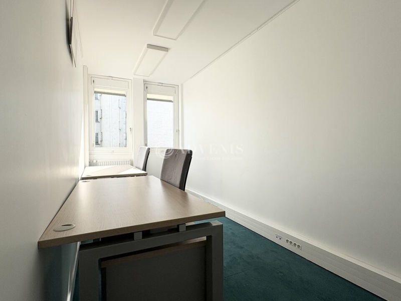Location Bureaux PARIS (75015) - Photo 8