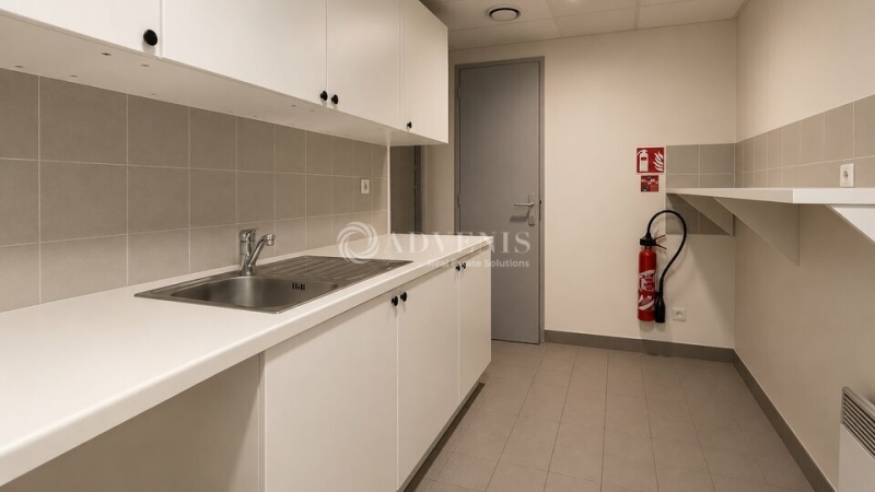 Location Bureaux PARIS (75014) - Photo 11
