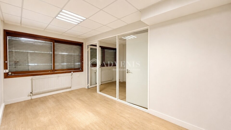 Location Bureaux PARIS (75015) - Photo 13