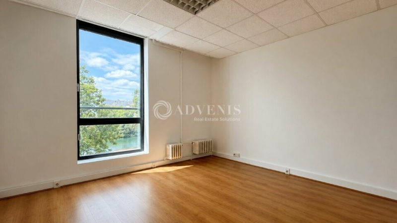 Vente Investisseur Bureaux SAINT DENIS (93200) - Photo 9