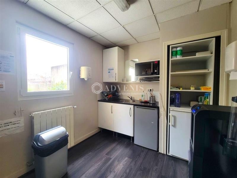 Location Activités Entrepôts COURBEVOIE (92400) - Photo 9