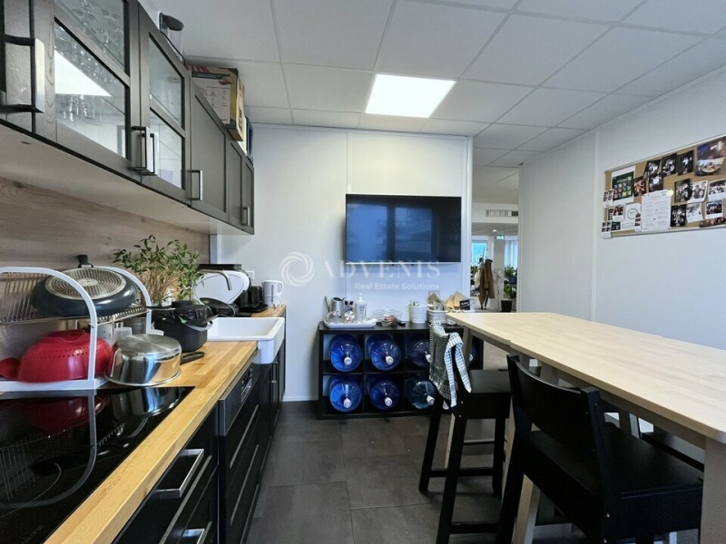 Location Bureaux ASNIERES SUR SEINE (92600) - Photo 8