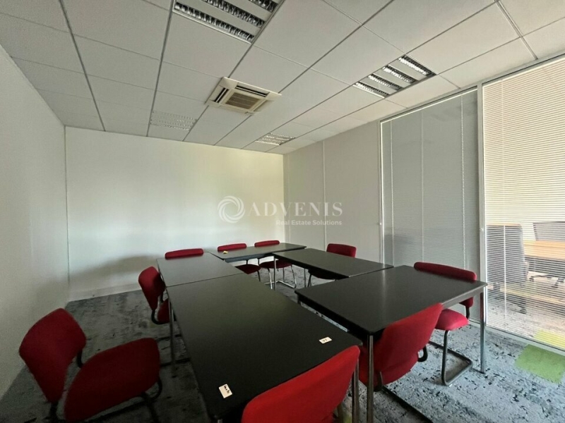Location Activités Entrepôts VILLENEUVE LA GARENNE (92390) - Photo 9
