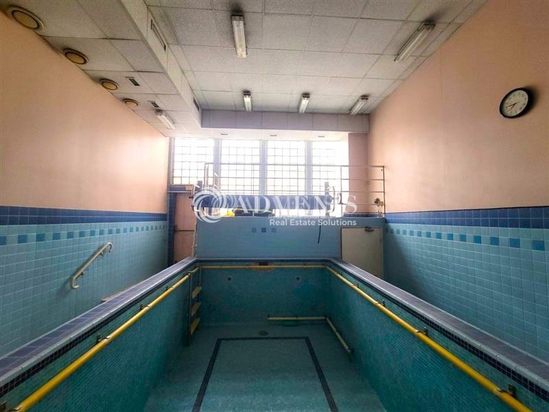 Vente Investisseur Commerces SAINT DENIS (93200) - Photo 1