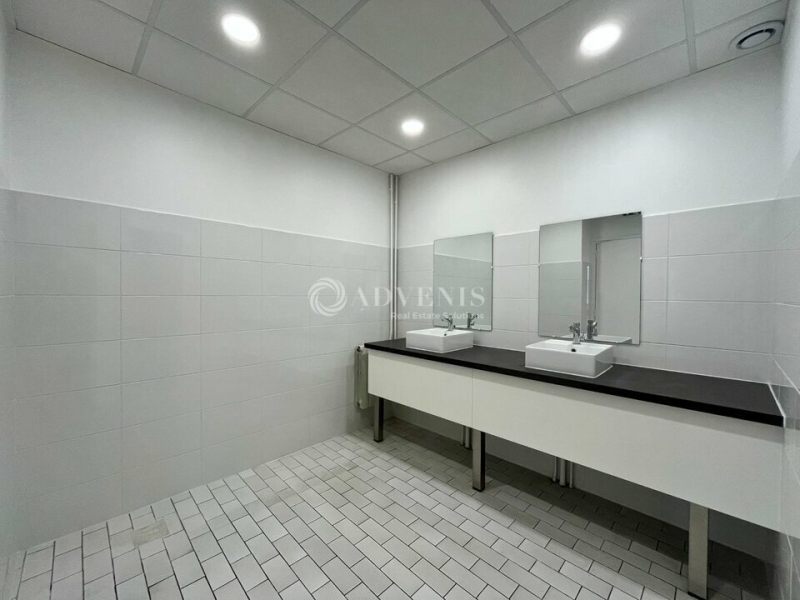 Location Activités Entrepôts SAINT OUEN (93400) - Photo 15