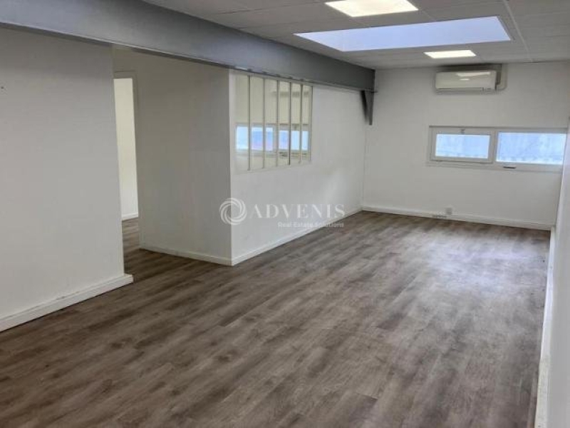 Location Activités Entrepôts COURBEVOIE (92400) - Photo 2