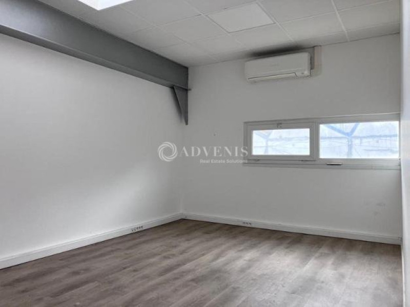 Location Activités Entrepôts COURBEVOIE (92400) - Photo 3