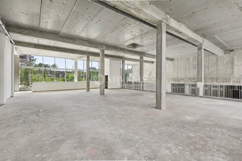 Location Commerces SAINT OUEN (93400) - Photo 12