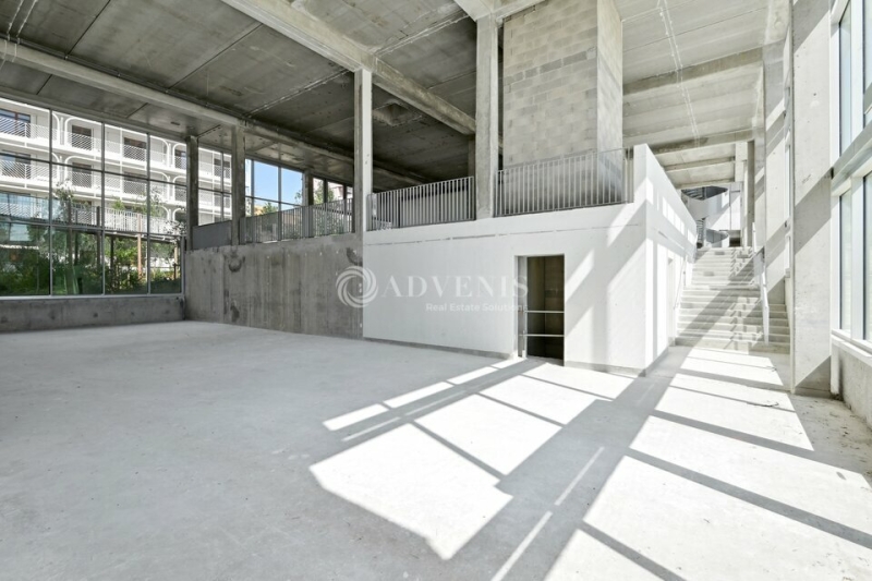 Location Commerces SAINT OUEN (93400) - Photo 14