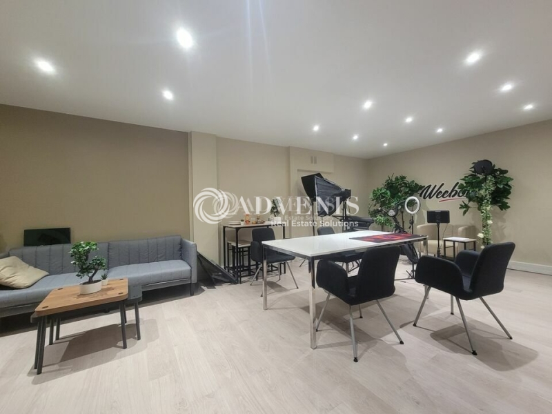 Location Bureaux COURBEVOIE (92400) - Photo 2