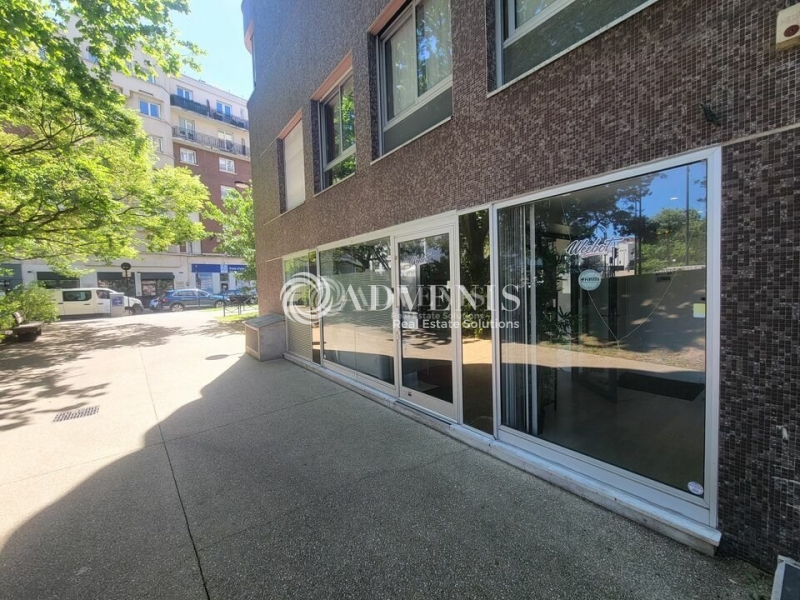 Location Bureaux COURBEVOIE (92400) - Photo 9
