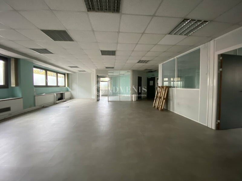 Location Commerces LA GARENNE COLOMBES (92250) - Photo 7