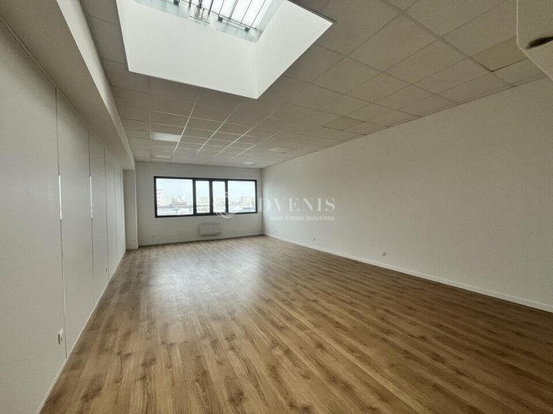 Location Bureaux VILLENEUVE LA GARENNE (92390) - Photo 6
