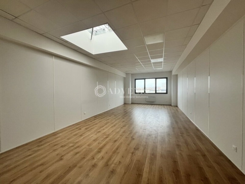 Location Bureaux VILLENEUVE LA GARENNE (92390) - Photo 8