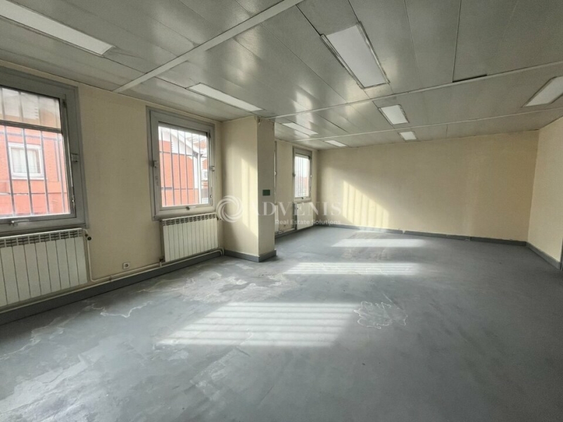 Location Activités Entrepôts AUBERVILLIERS (93300) - Photo 4